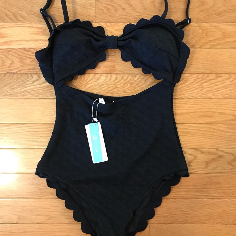 NWT Cupshe Swimsuit